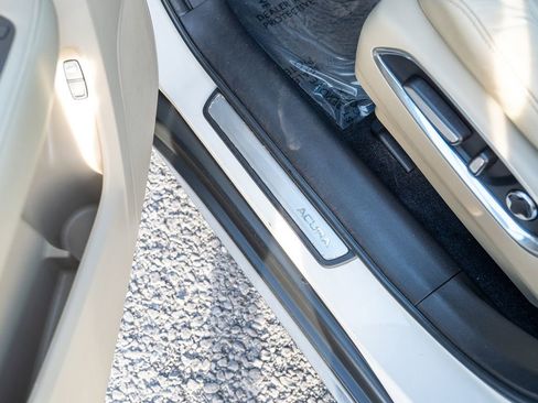 Used 2020 Acura MDX SH-AWD image 14