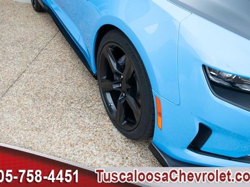 Used 2022 Chevrolet Camaro LT image 13