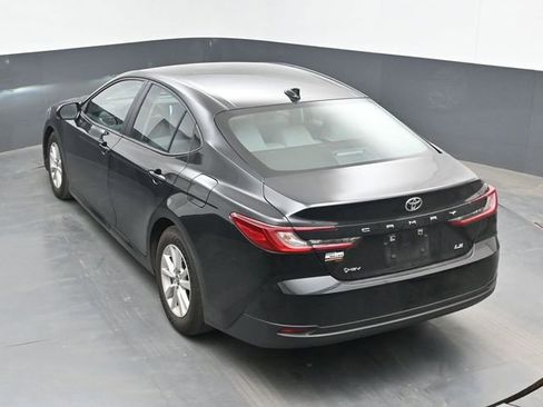 Used 2025 Toyota Camry LE FWD image 23