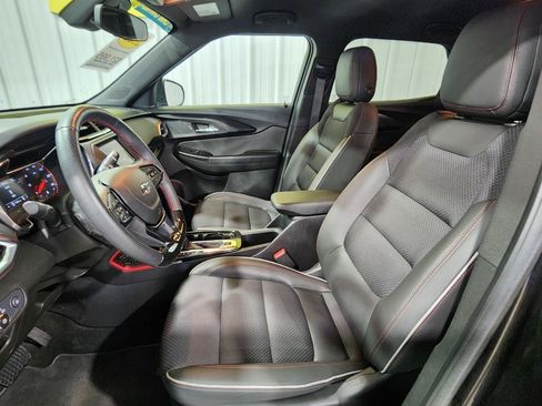 Used 2023 Chevrolet TrailBlazer RS AWD/4WD image 19