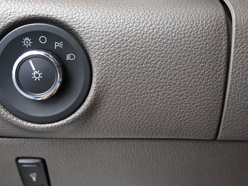 Used 2017 Lincoln Navigator Select image 27