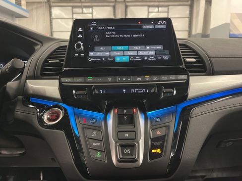 Used 2025 Honda Odyssey Touring image 24