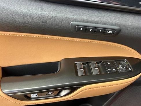 Used 2022 Lexus NX 350h AWD image 12