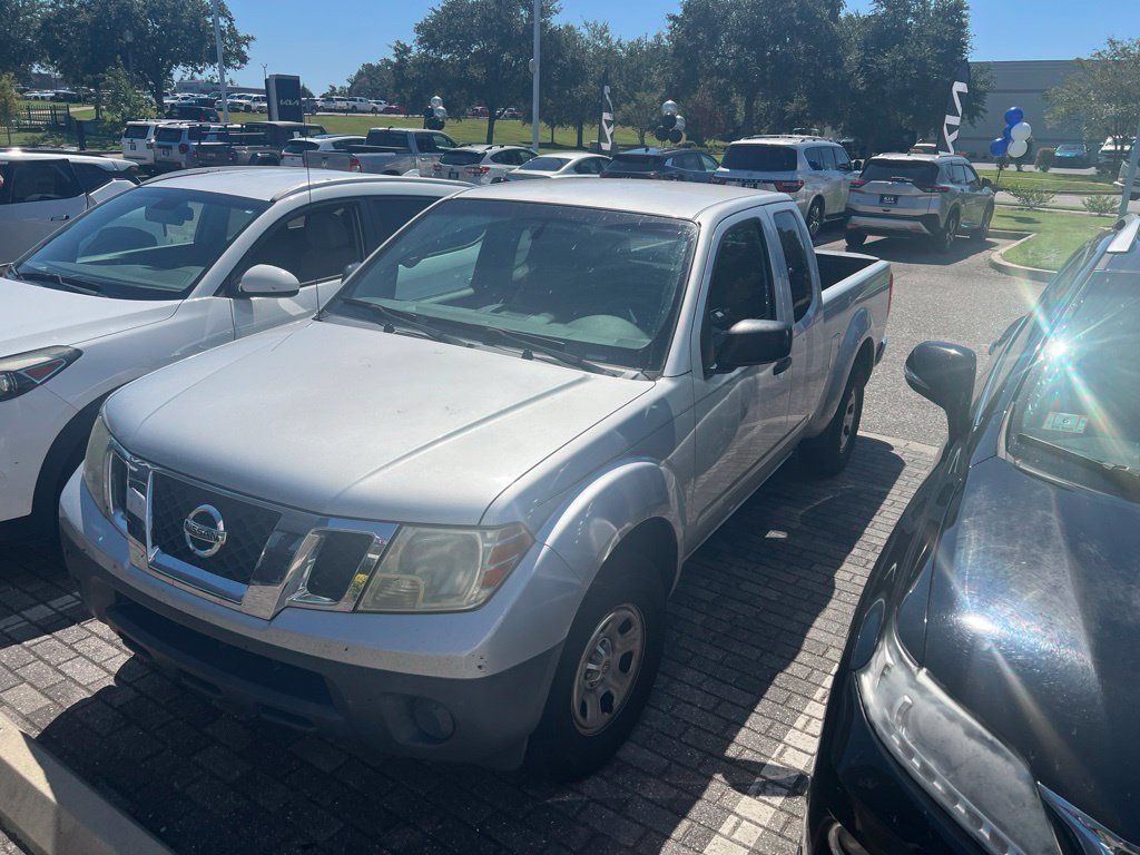 Used 2015 Nissan Frontier S RWD image 15