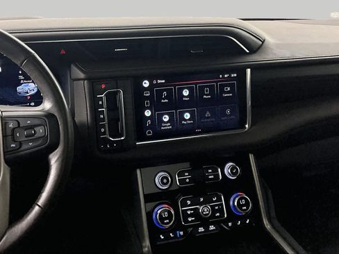 Used 2022 GMC Yukon XL Denali AWD/4WD image 7