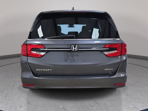 Used 2021 Honda Odyssey Touring image 7