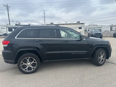 Used 2018 Jeep Grand Cherokee Limited image 5