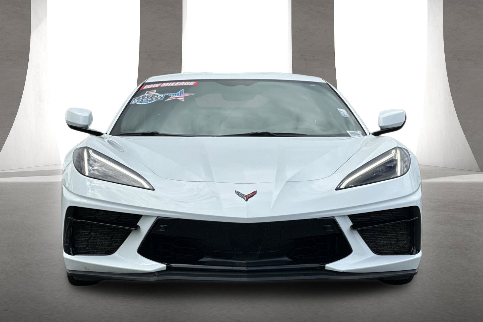 Used 2022 Chevrolet Corvette Stingray Premium Cpe w/ Z51 Performance Package RWD image 9