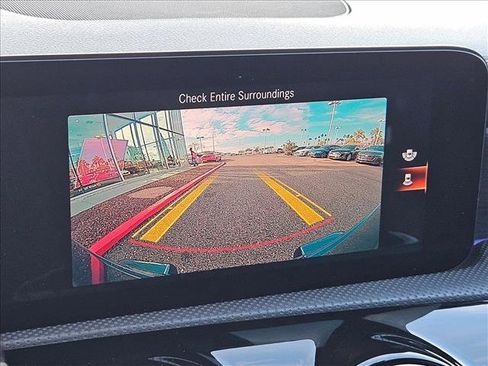 Used 2021 Mercedes-Benz CLA 250 image 13