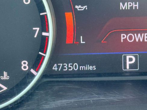 Used 2017 Nissan Maxima Platinum FWD image 20
