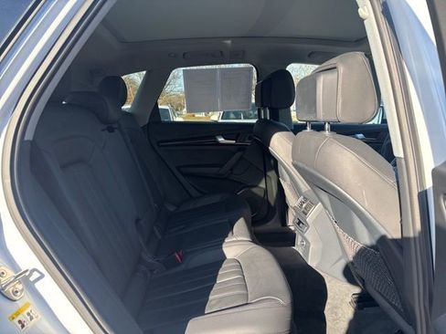 Used 2018 Audi Q5 2.0T Premium AWD/4WD image 11