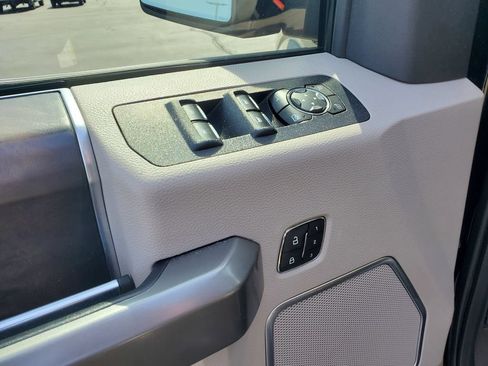 Used 2019 Ford F150 Limited AWD/4WD image 13