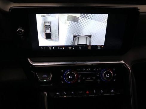 Certified 2024 GMC Sierra 1500 Denali AWD/4WD image 30