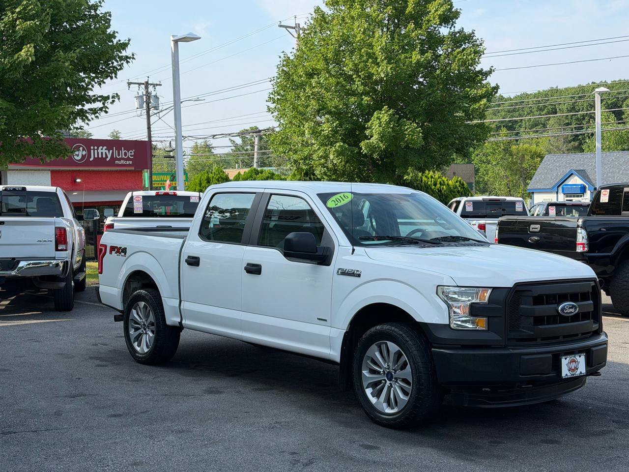 Used 2016 Ford F150 XL w/ Equipment Group 101A Mid AWD/4WD image 4