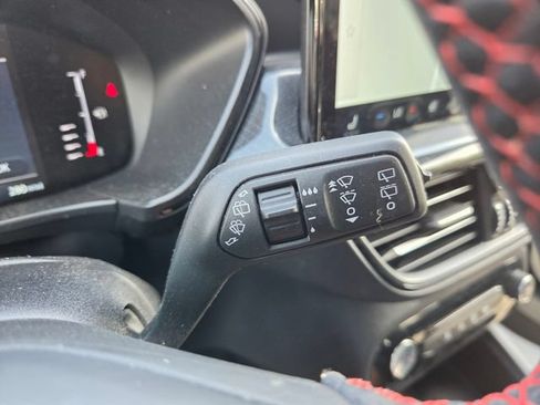 Used 2024 Ford Escape ST-Line w/ Tech Pack #1 AWD/4WD image 23