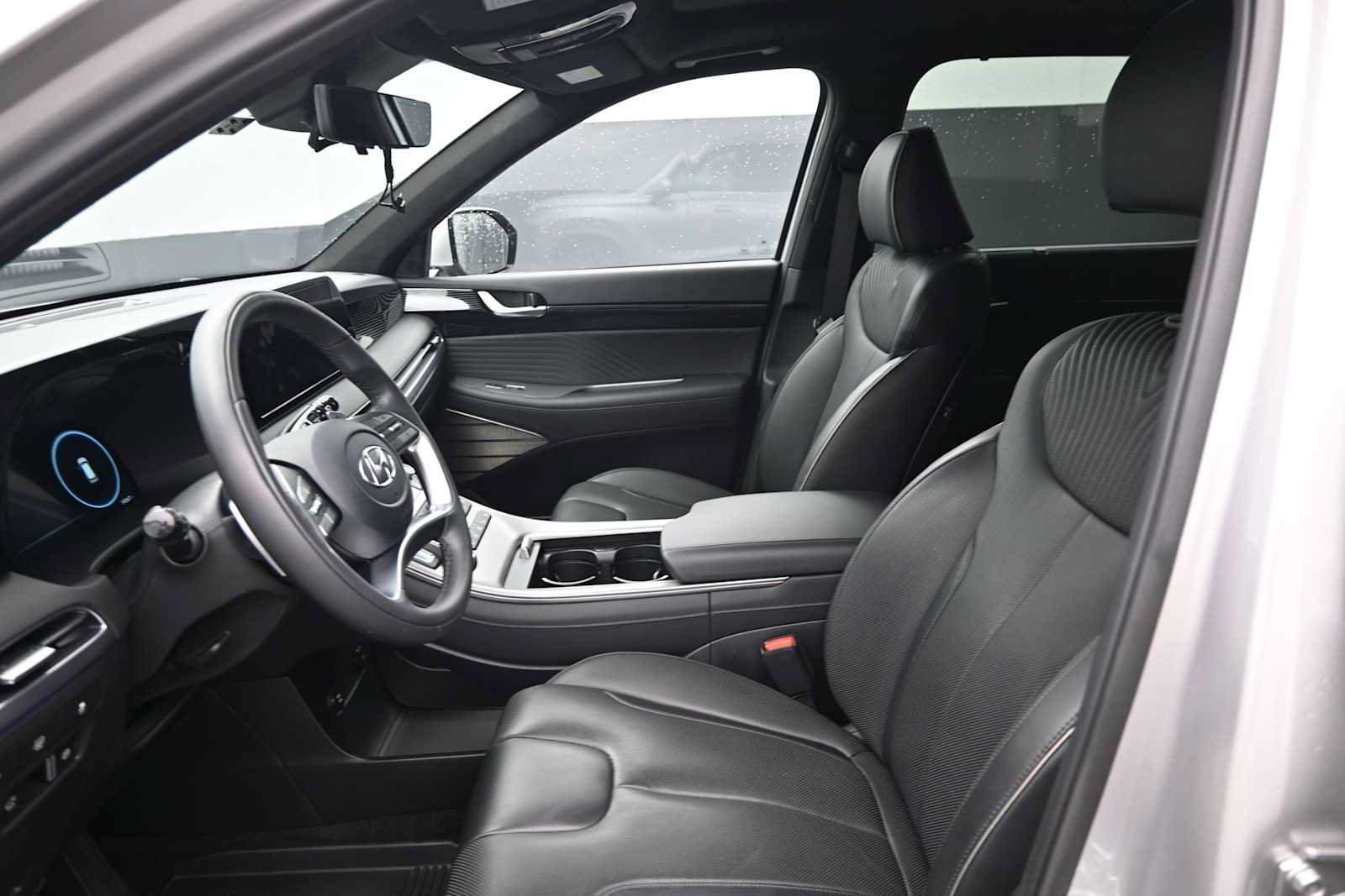 Used 2025 Hyundai Palisade Calligraphy AWD/4WD image 13