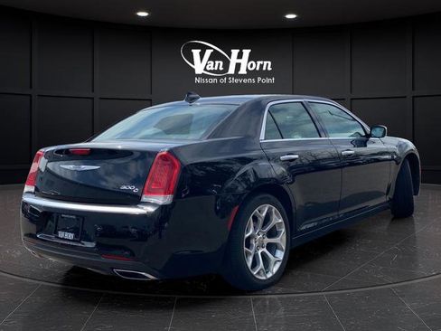 Used 2020 Chrysler 300 C w/ Sun, Sound & Nav Package RWD image 7
