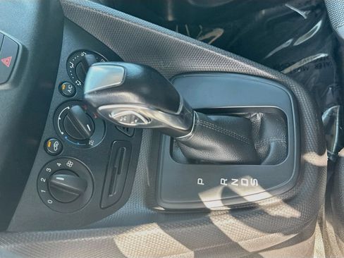 Used 2018 Ford Transit Connect XL FWD image 14