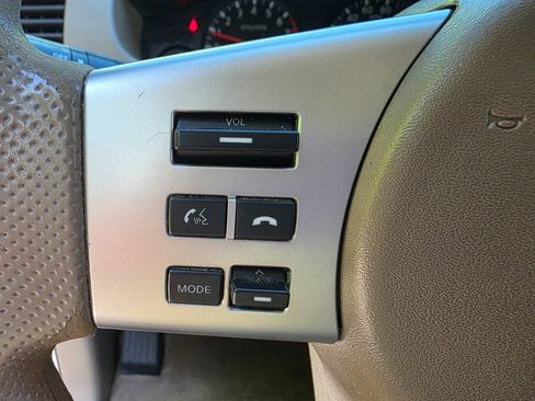 Used 2016 Nissan Frontier SV RWD image 17