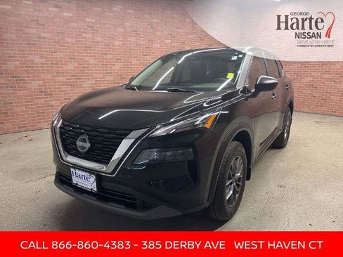 Certified 2023 Nissan Rogue S image 3