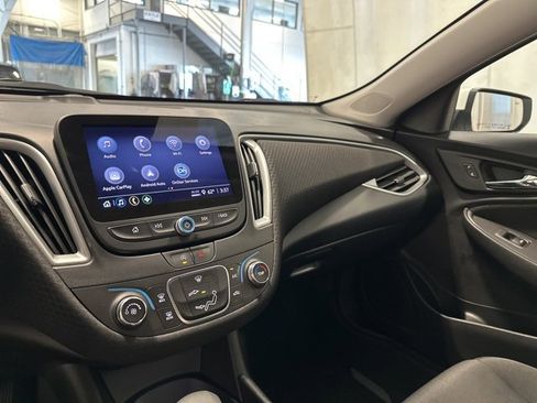 Used 2024 Chevrolet Malibu RS w/ LPO, Floor Liner Package image 20