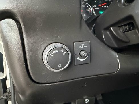 Used 2015 GMC Savana 3500 image 14