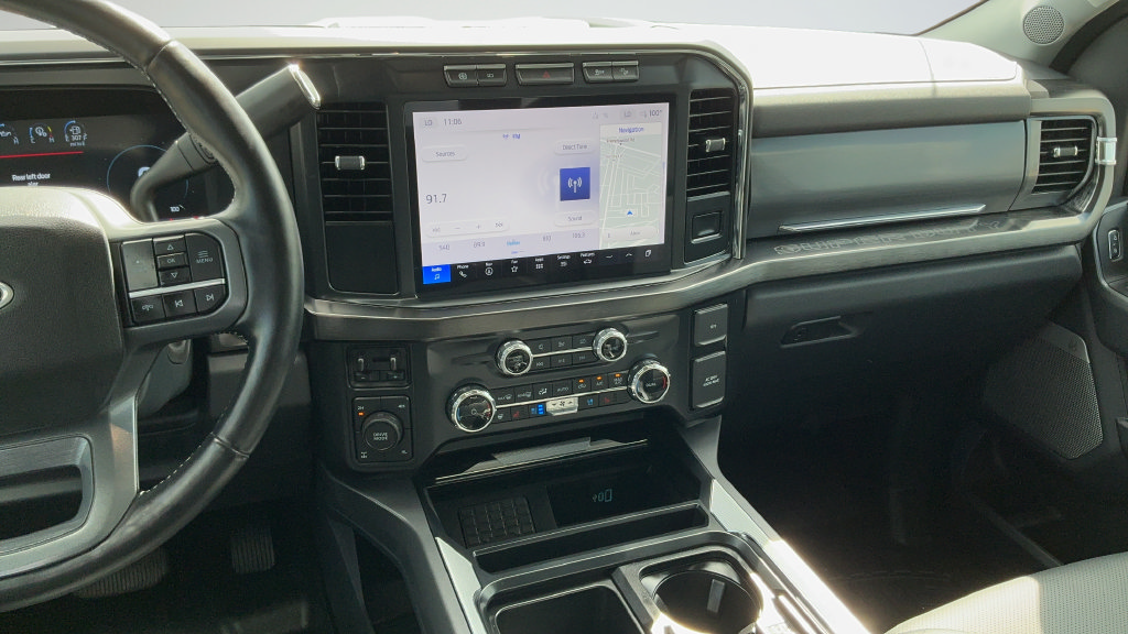 Used 2024 Ford F250 Lariat w/ Chrome Package AWD/4WD image 8