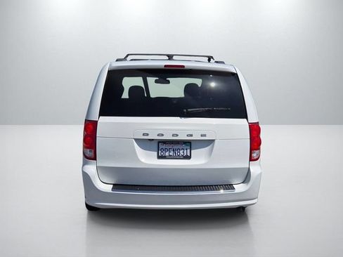 Used 2018 Dodge Grand Caravan GT FWD image 5