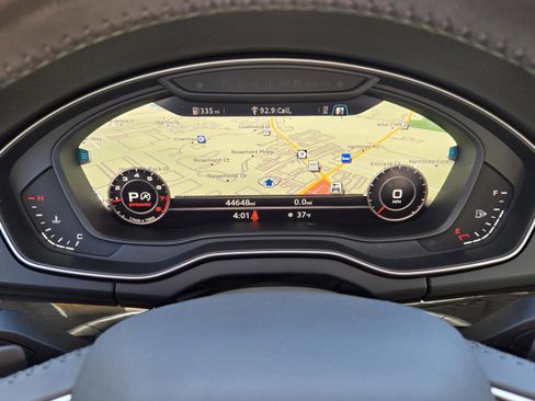 Used 2020 Audi Q5 Premium Plus image 32