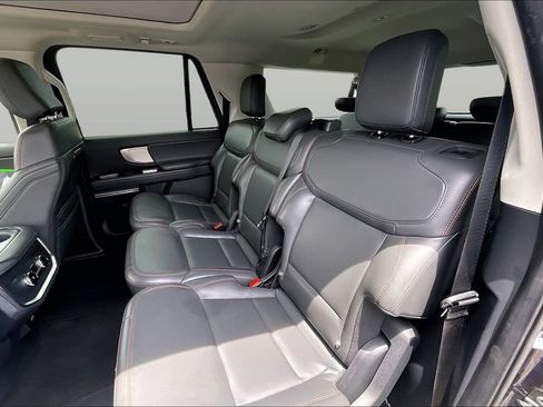 Used 2025 Ford Expedition Max Active AWD/4WD image 26