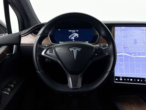 Used 2019 Tesla Model X Long Range AWD/4WD image 3