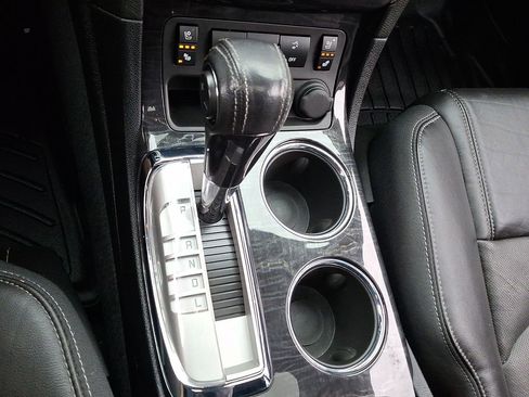 Used 2016 Buick Enclave Premium image 15