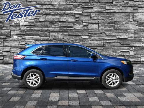 Certified 2023 Ford Edge SEL w/ Convenience Package AWD/4WD image 2