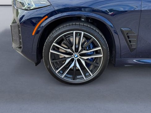 New 2026 BMW X5 M60i w/ Climate Comfort Package AWD/4WD image 9