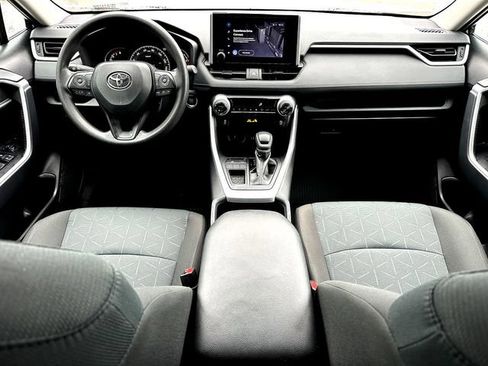 Certified 2025 Toyota RAV4 XLE FWD image 28