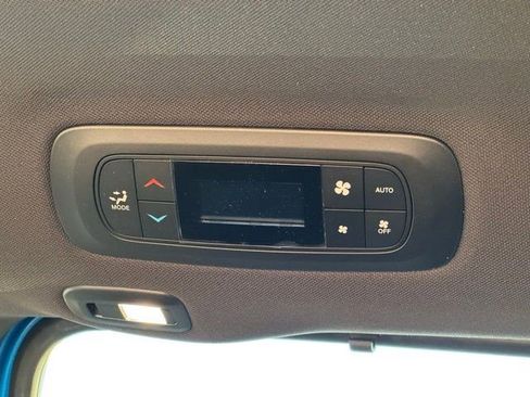 New 2026 Chrysler Pacifica Limited w/ S Appearance Package AWD/4WD image 35