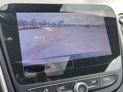 Used 2024 Chevrolet Malibu LT image 14