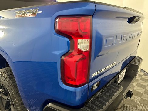 Used 2022 Chevrolet Silverado 1500 LT Trail Boss image 12
