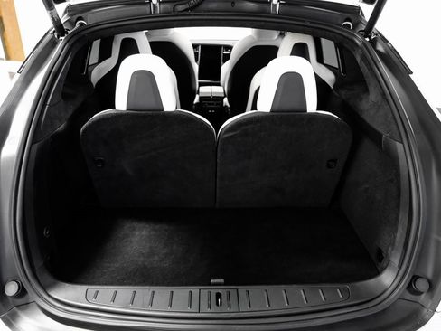 Used 2020 Tesla Model X Long Range image 57