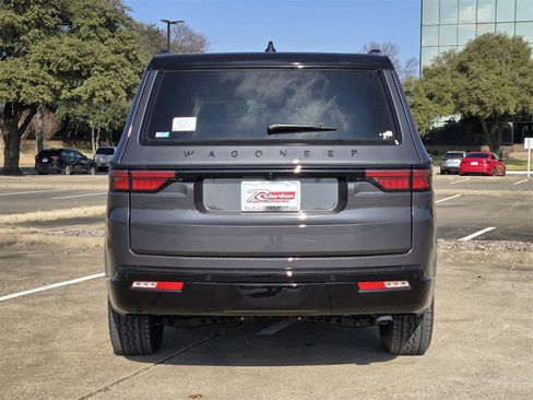 New 2025 Jeep Wagoneer Series II image 5