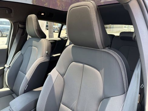 Certified 2023 Volvo C40 P8 Recharge Plus AWD/4WD image 19