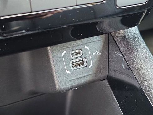 New 2026 Jeep Compass Latitude image 20