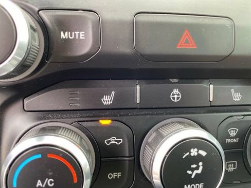 Used 2020 RAM 1500 Big Horn AWD/4WD image 27