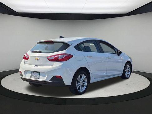 Certified 2019 Chevrolet Cruze LS w/ LS Convenience Package FWD image 8