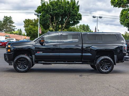 Used 2017 Chevrolet Silverado 3500 LTZ w/ Midnight Edition AWD/4WD image 12