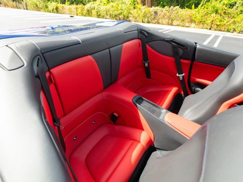 Used 2019 Ferrari Portofino RWD image 65