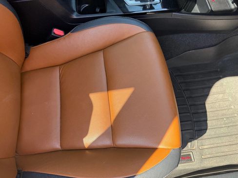 Used 2017 Toyota RAV4 Limited image 57