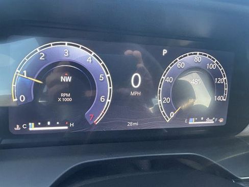 New 2025 Jeep Grand Cherokee Laredo image 14