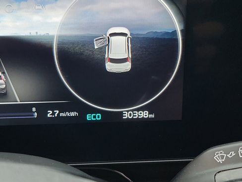 Used 2025 Kia Niro Wind image 10