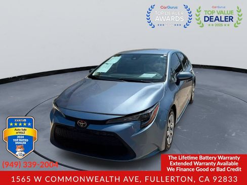 Used 2021 Toyota Corolla LE w/ Carpet Mat Package (TMS) FWD image 3